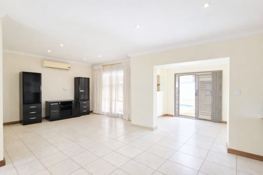 3 Bedroom Property for Sale in Melodie North West